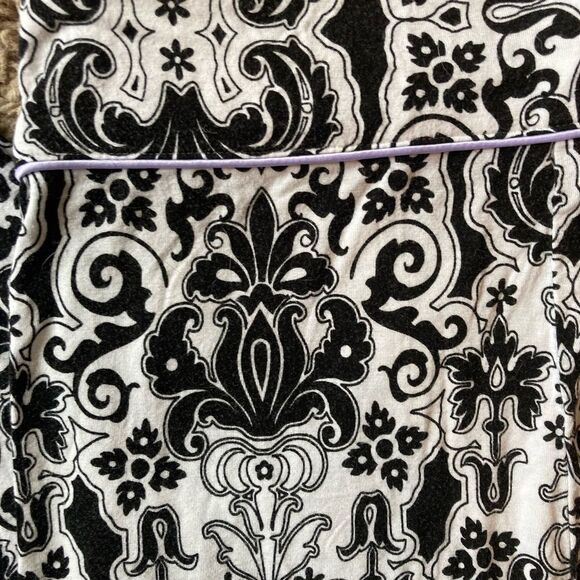 Soma NWOT pj bottoms w/ lavender satin piping and drawstring bow & pockets!! - Picture 4 of 9